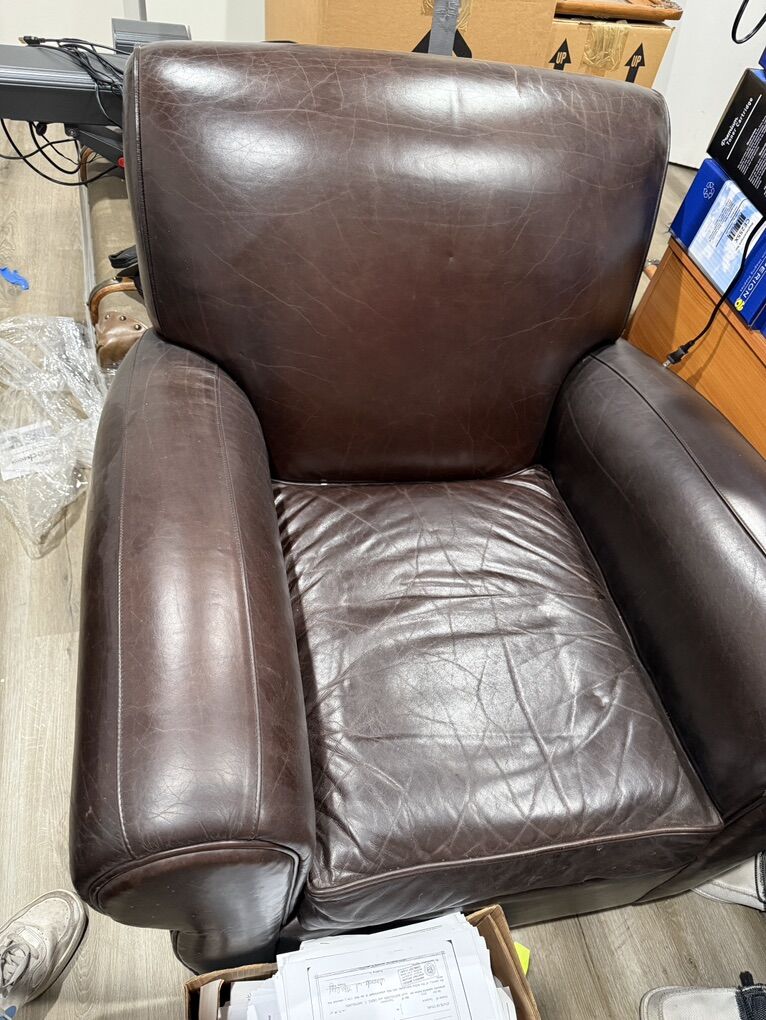 Manhattan Roll Leather Armchair