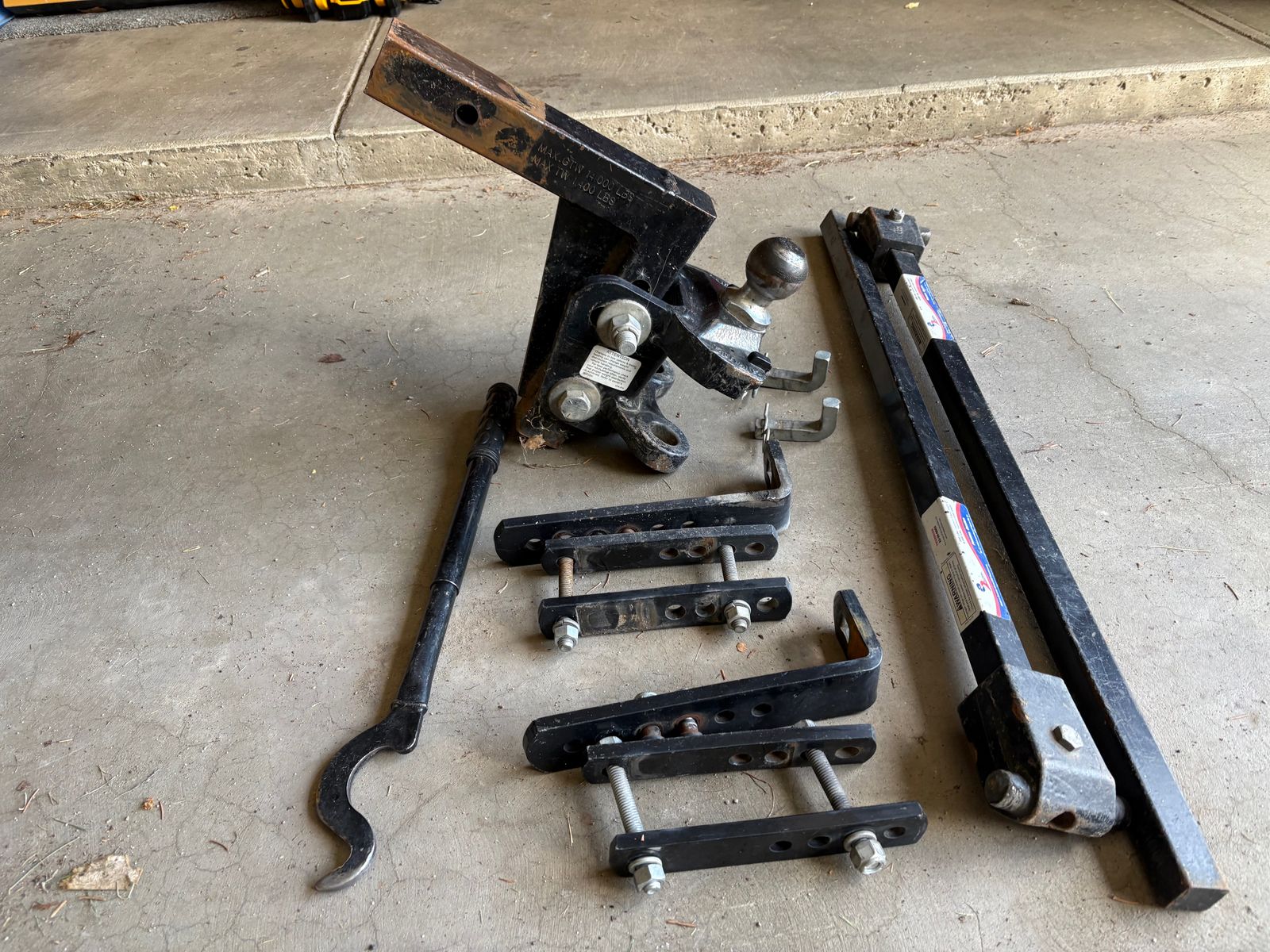 EZ hitch e2 sway control hitch