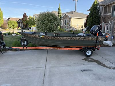 Price Reduced -14ft GREGOR w/25hp Evinrude Awsm!