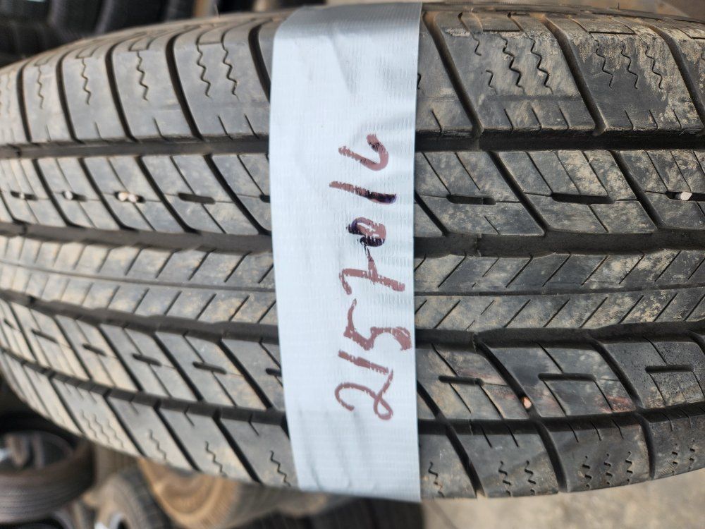 215/70r16  uniroyal tiger paw touring as