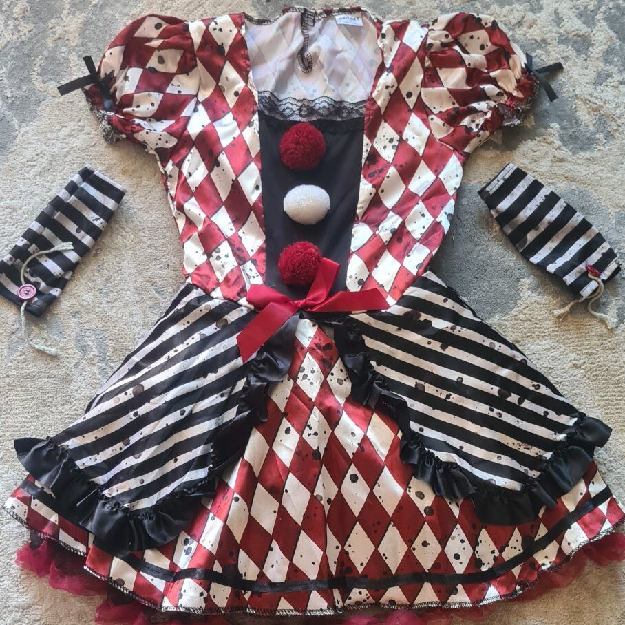 Costume Pennywise girl size M (8-10y.)