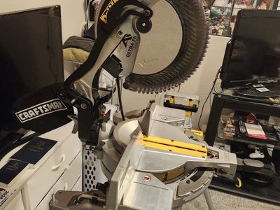Dewalt 12" miter saw and Dewalt stand
