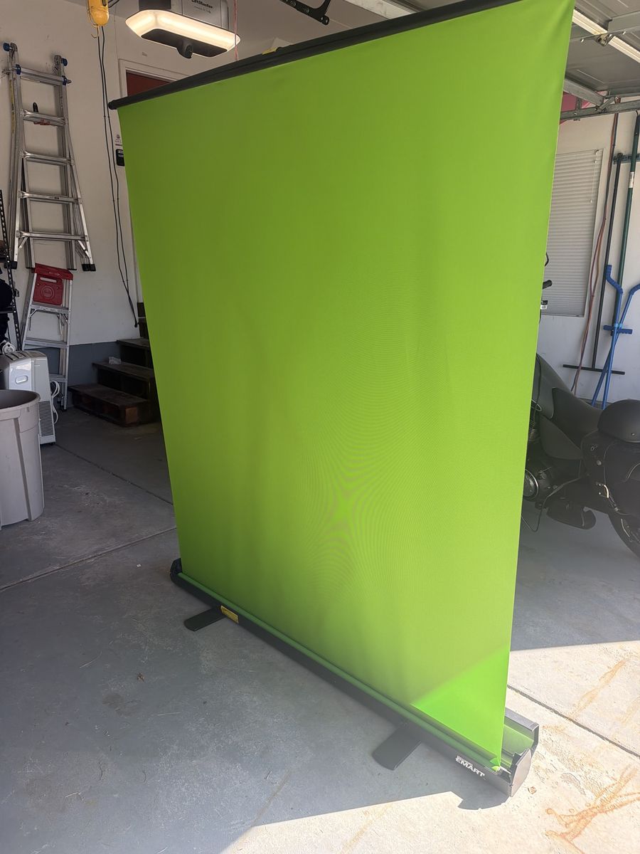Self Standing Green Screen