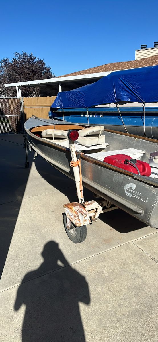 14’ boat w/trailer