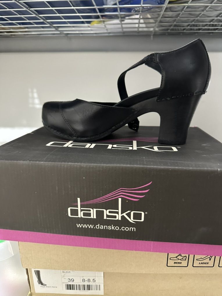 Womens ShoeS