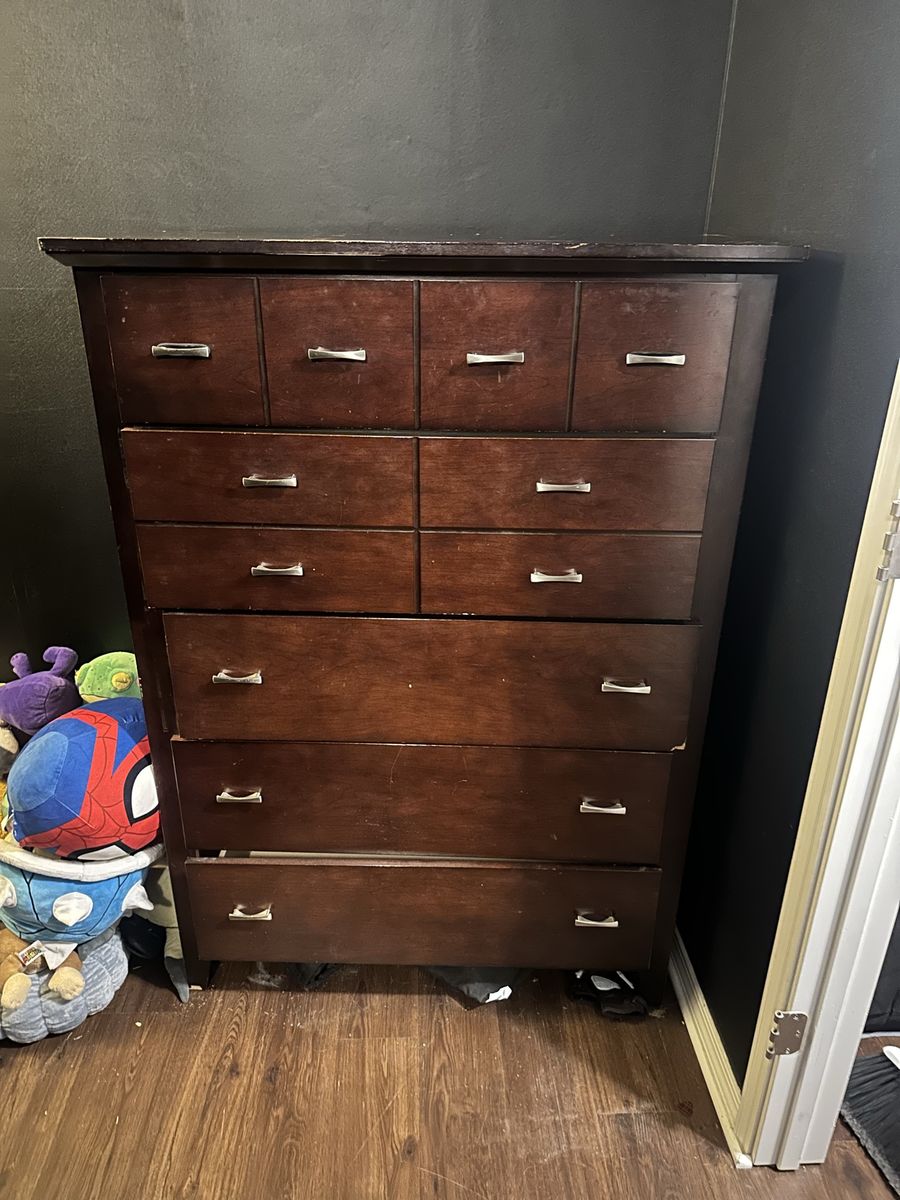 5 Drawer Dresser