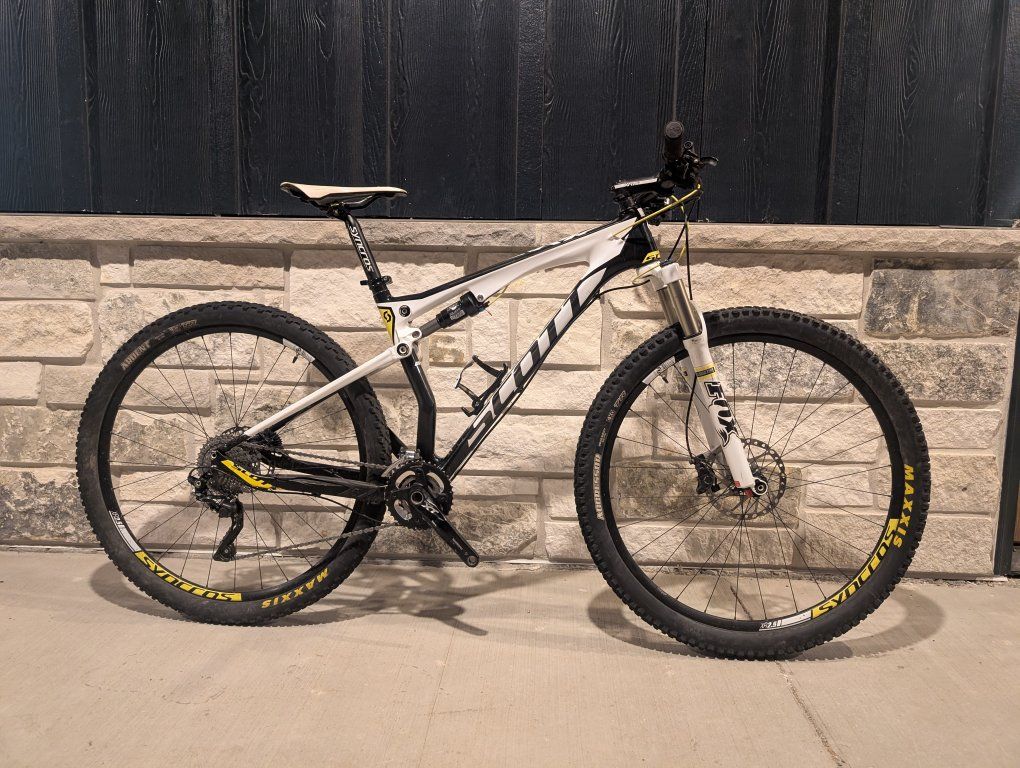 Scott Spark 920 Full Suspension Mountain Bike - Used (29" wheels, Fox suspension). Large