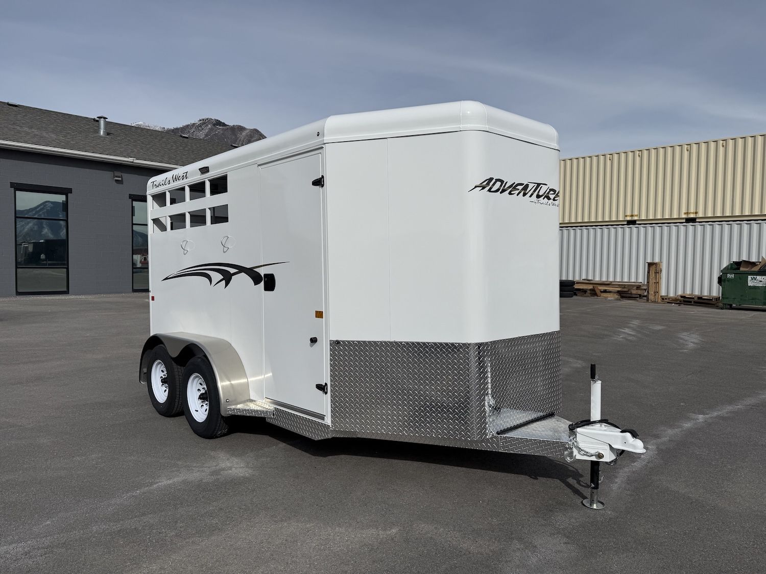 2026 Trails West Adventure II 2-Horse