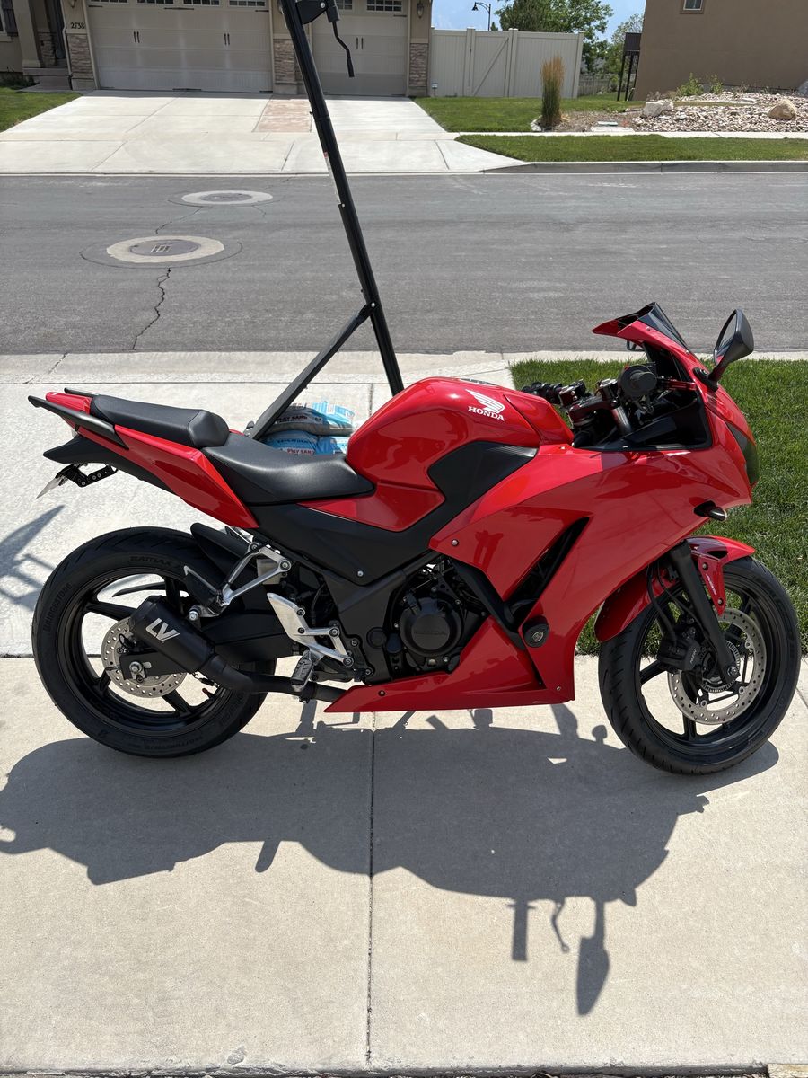 Honda CBR300R Sport Bike