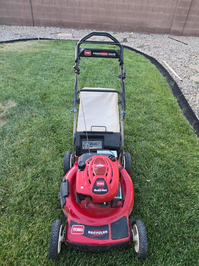 Toro self propelled lawnmower