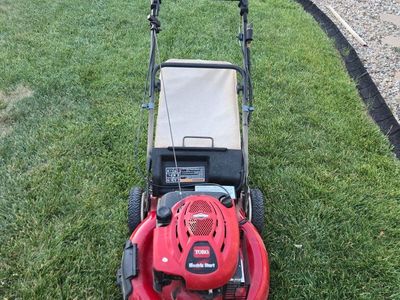 Toro self propelled lawnmower