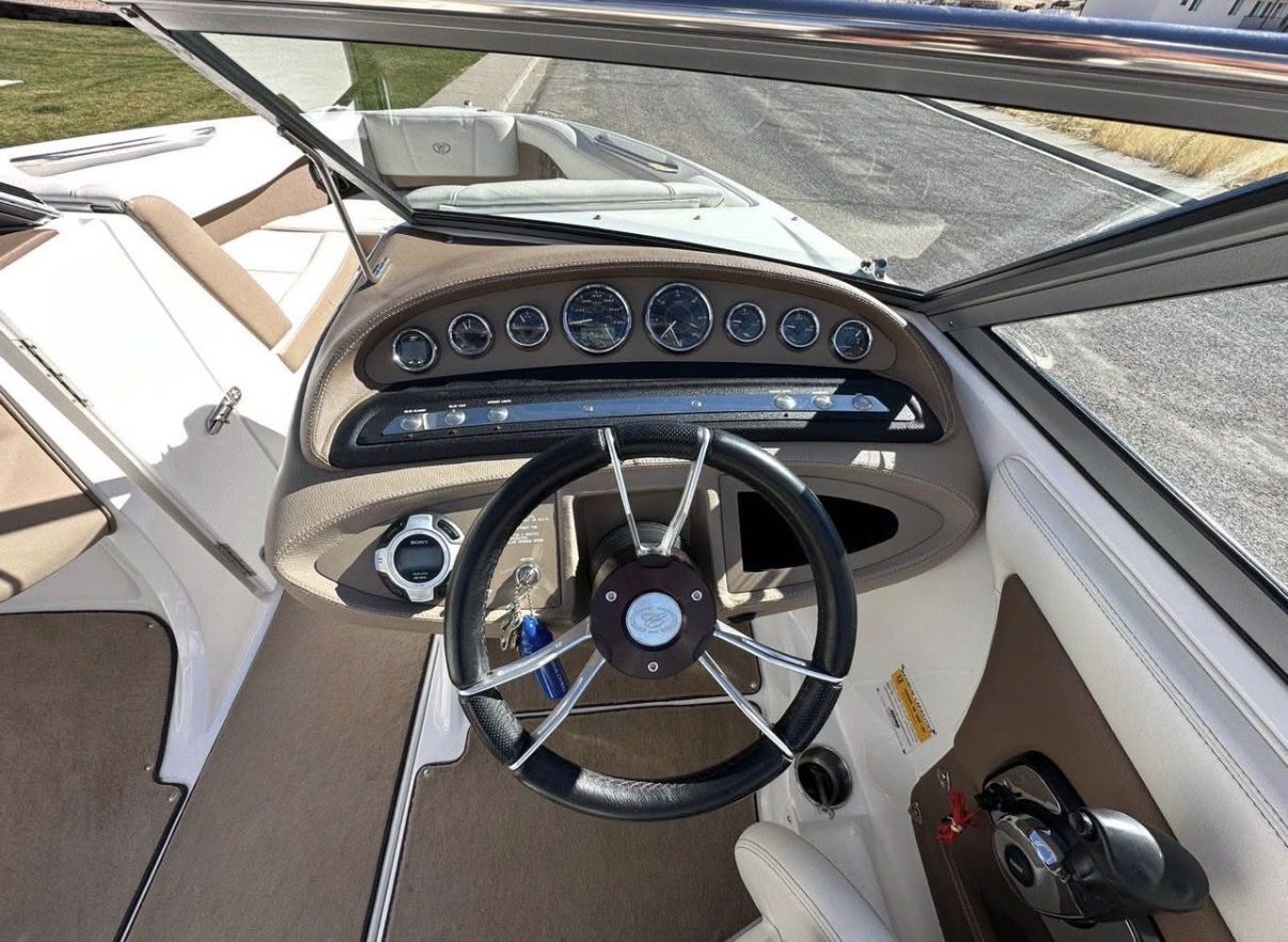 Main image 5