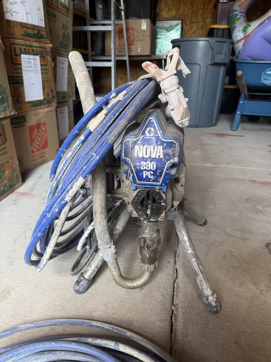 Graco Nova 390 PC Airless Paint Sprayer with Hose and Gun