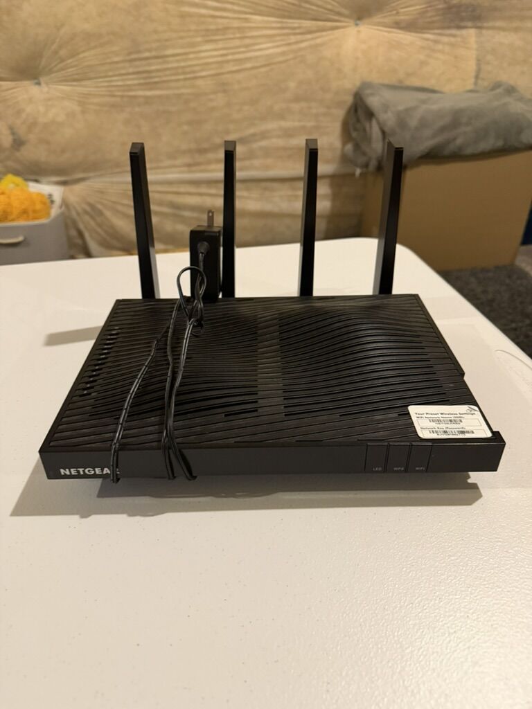 Netgear Nighthawk X8
