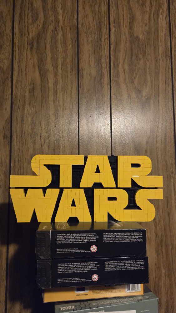Brick-Built Star Wars Logo no box