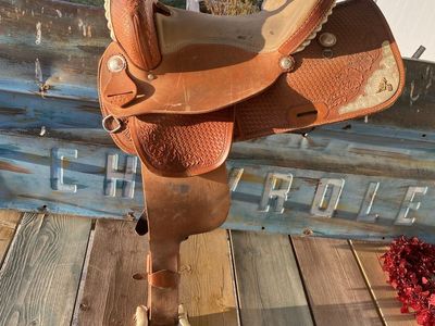 16” Barrel Saddle