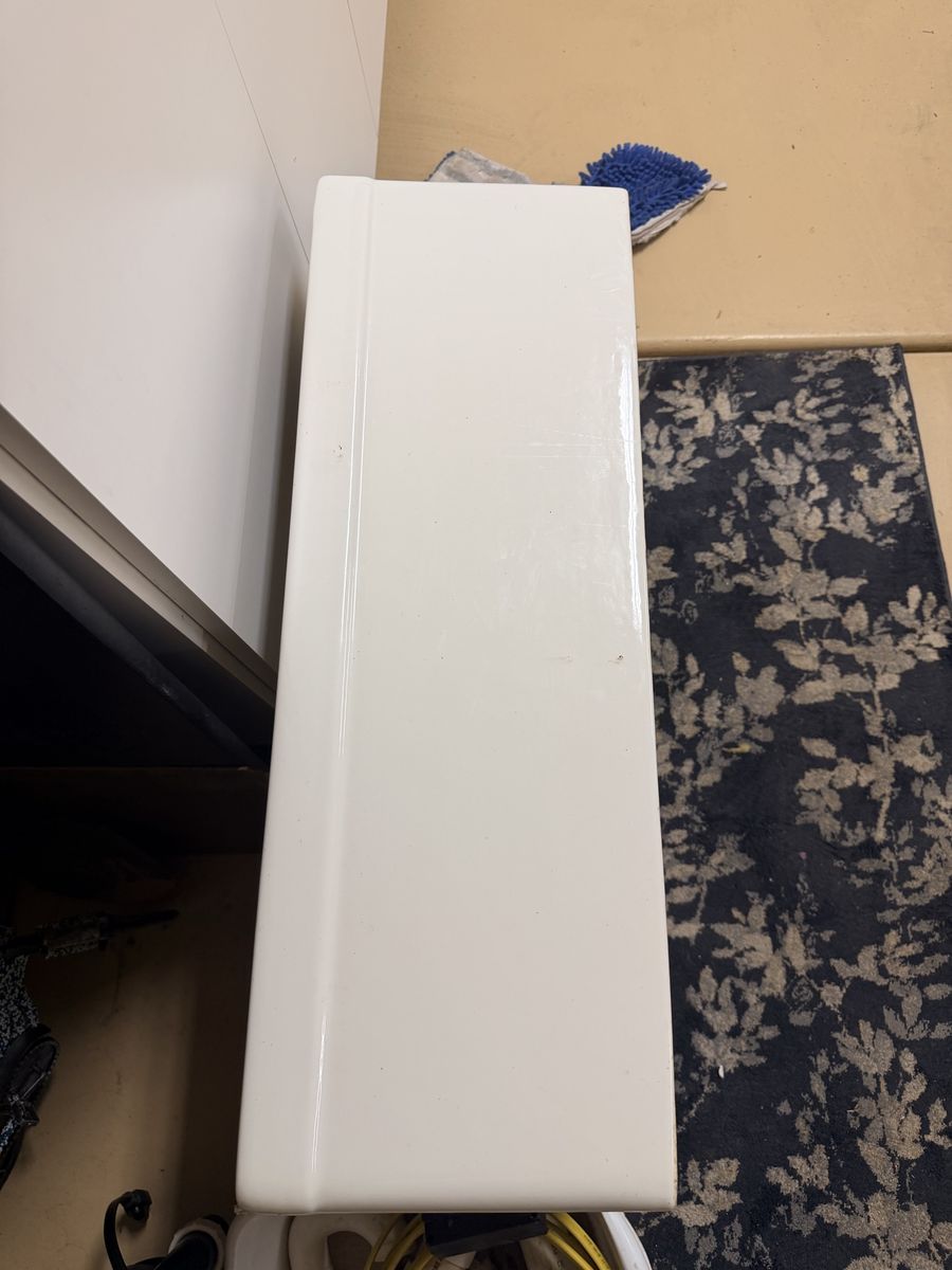 White Farmhouse Apron Sink