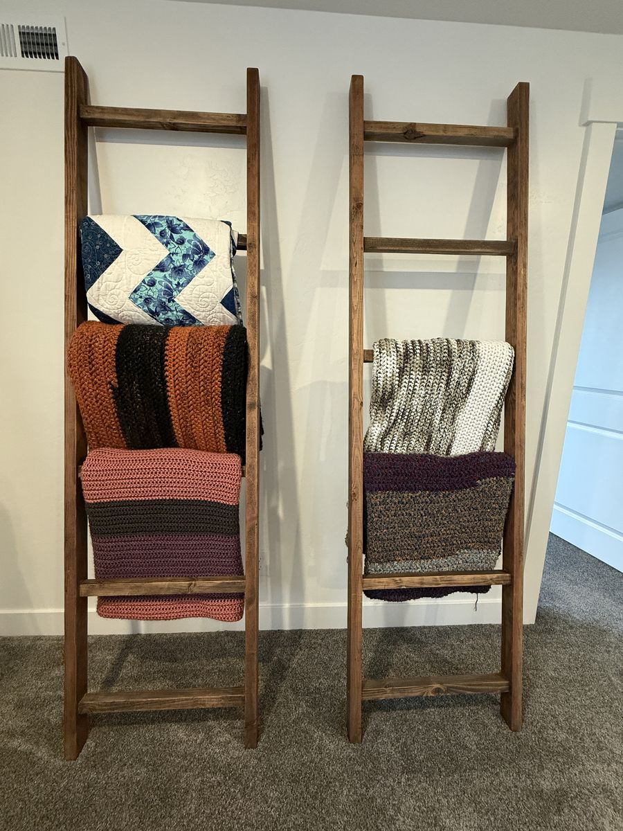 Decorative Quilt Ladders