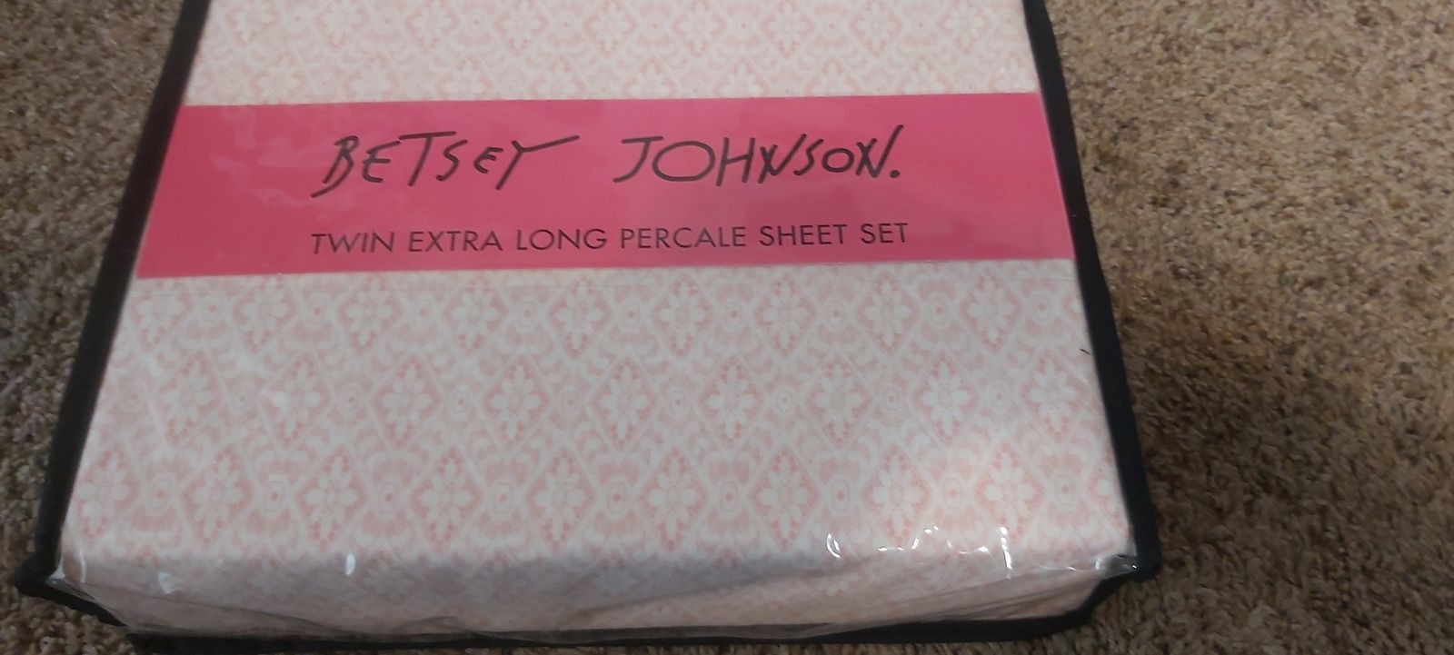New twin XL "Betsy Johnson" 100% cotton percale sheet set