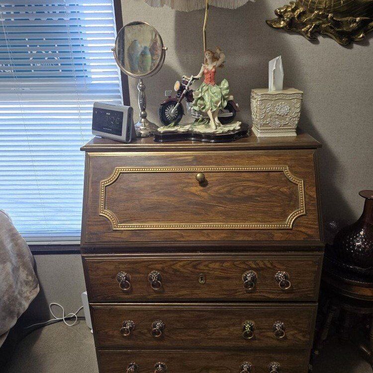 Secretary Desk-dresser