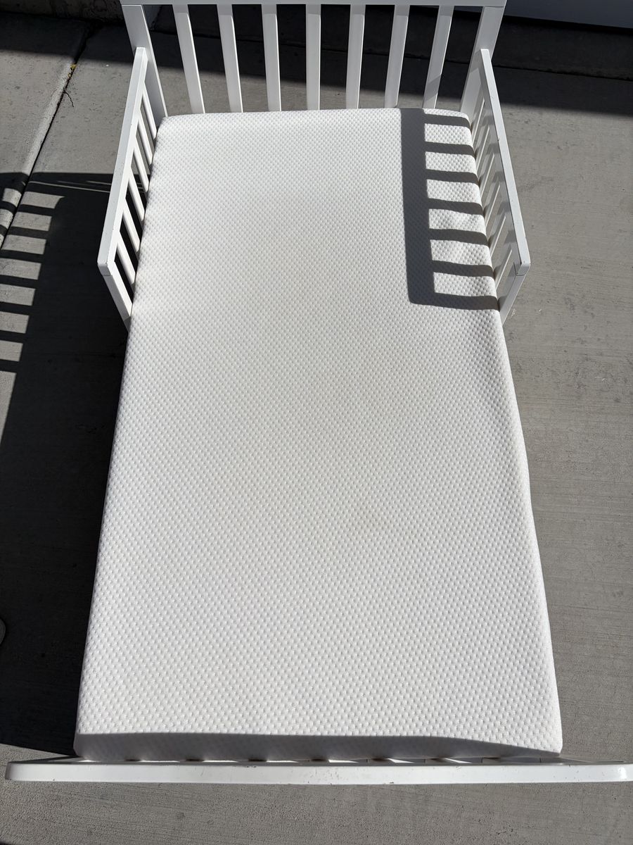 Main image 5