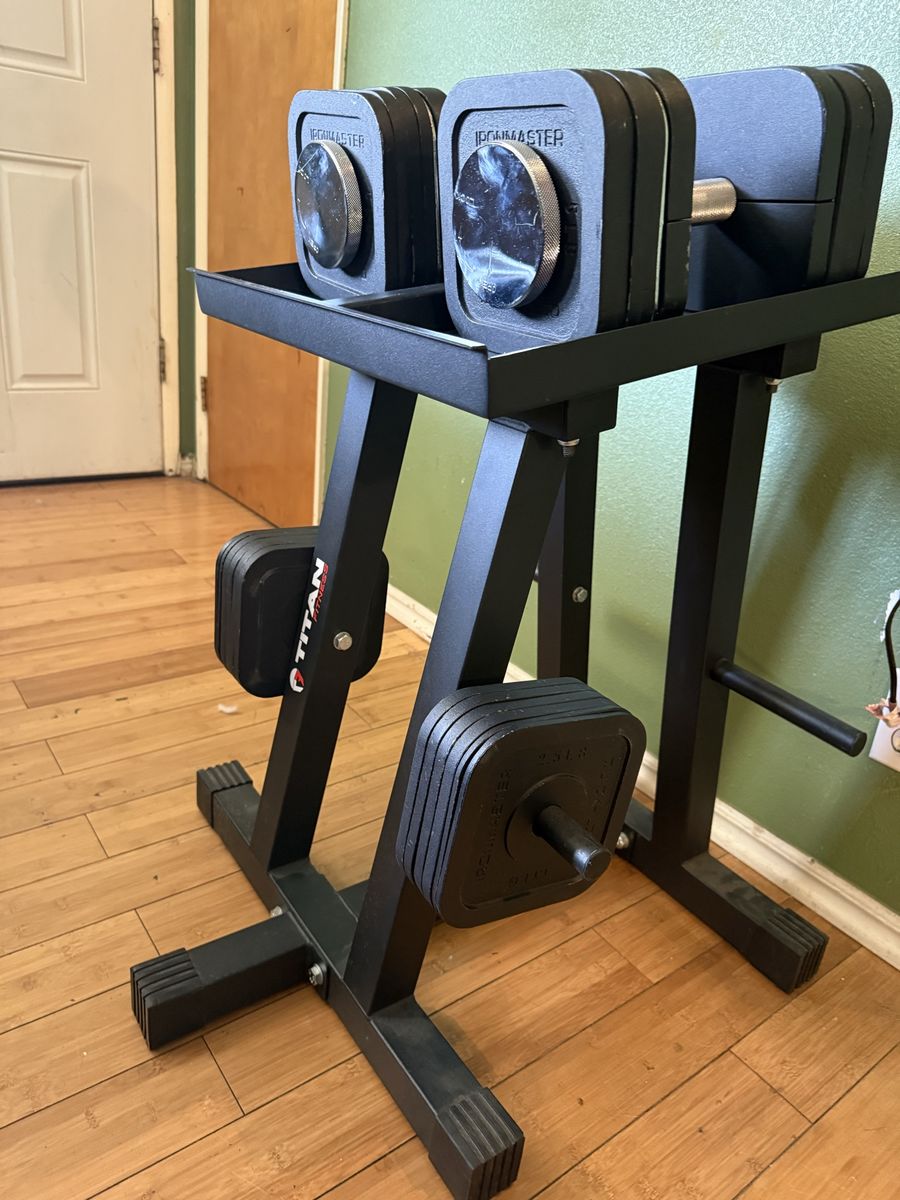 Iron master adjustable dumbells with Titan stand
