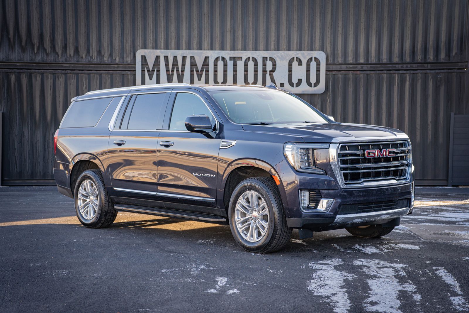 2024 GMC YUKON SLT