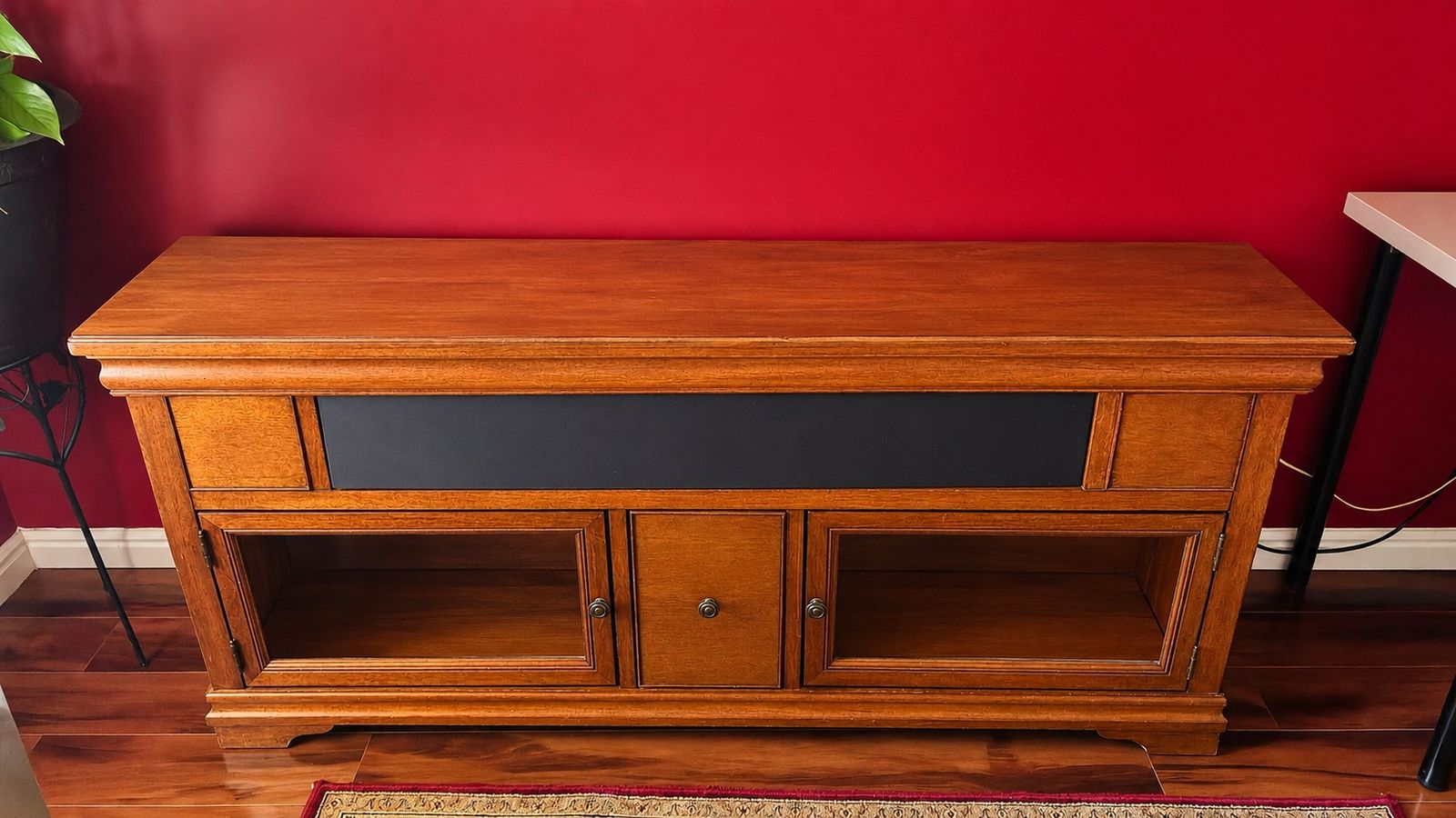Wooden Media Console TV Stand with Glass Door Cabinets and Storage - Good Condition (PRICE NEGOTIABLE)