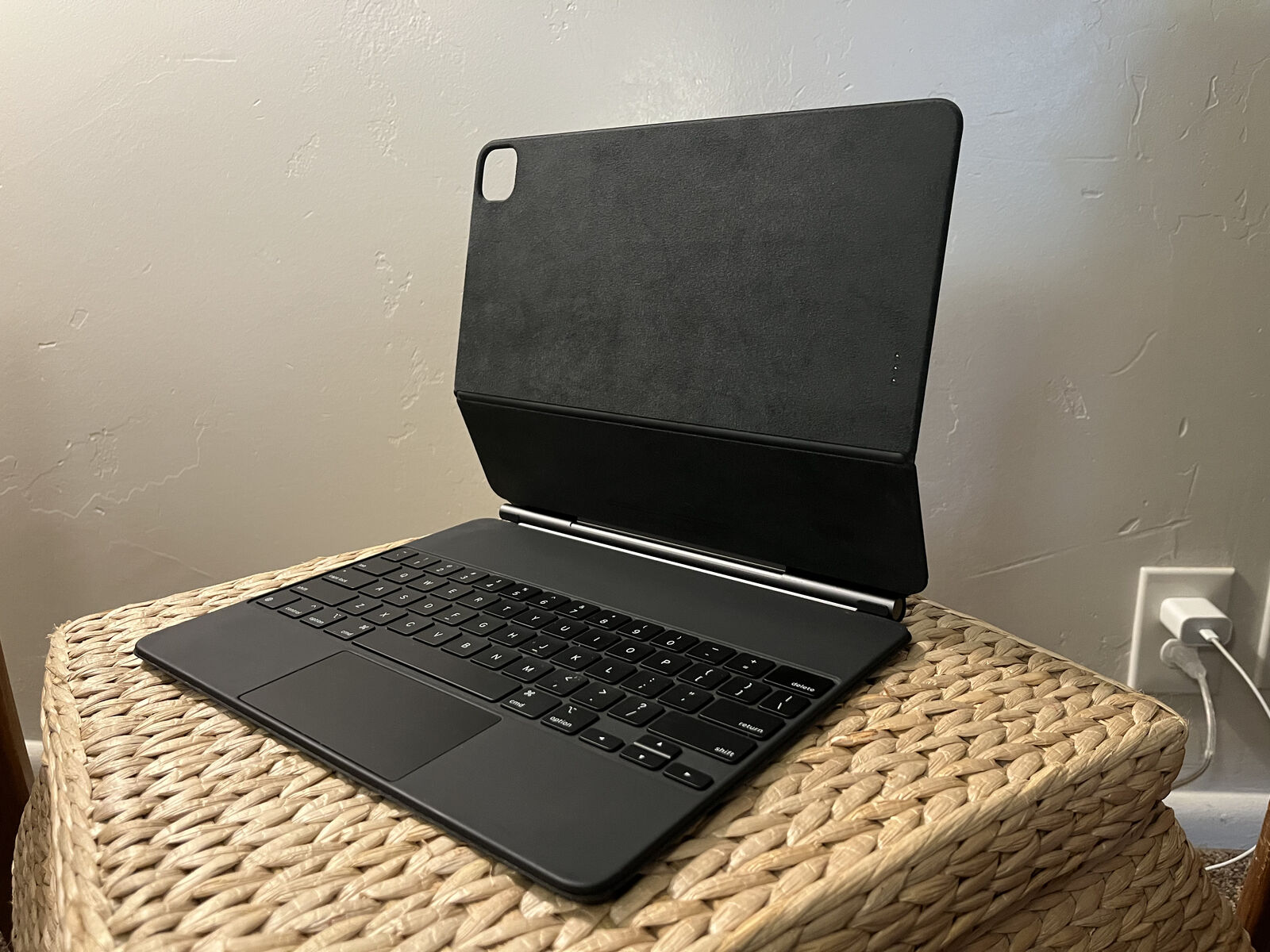 Apple Magic Keyboard (12.9”)