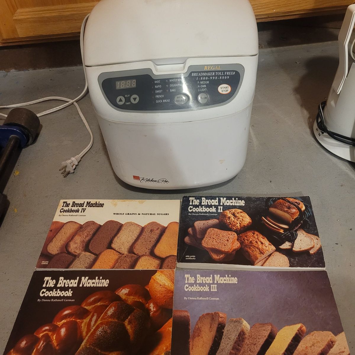 Regal Kitchen Pro Bread Maker