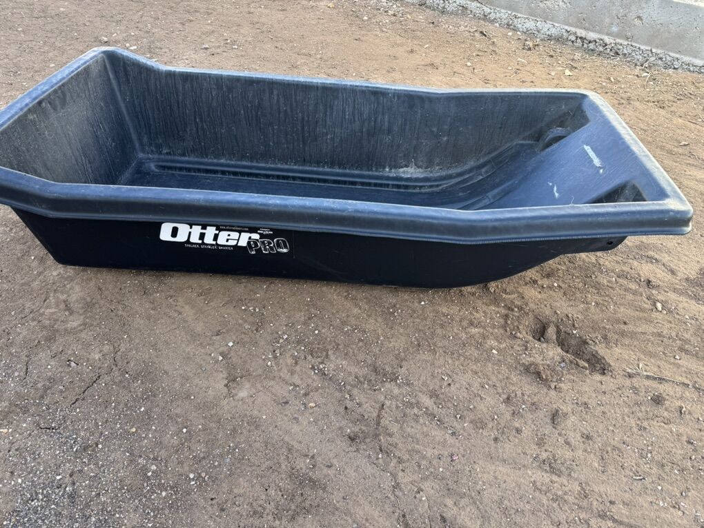 Otter Pro Sled / Ice Fishing Sled