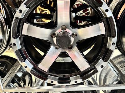 Sendel wheels brand new set of 4 18x8 black machined lip.