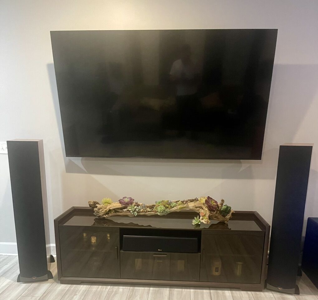 MINT Klipsch RF-83 Towers