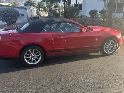 2010 Ford Mustang Deluxe
