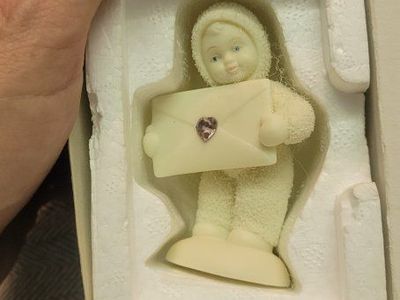Department 56 Snowbabies 'Extra Special Delivery' Figurine with Swarovski Crystal