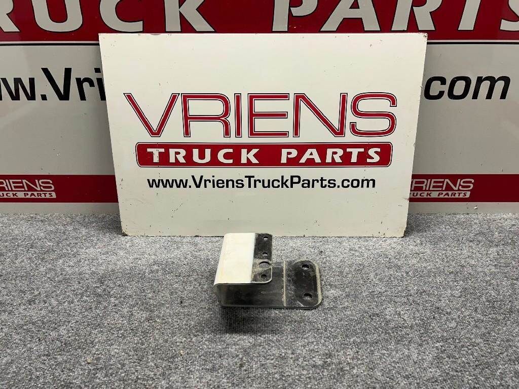 Freightliner Bracket