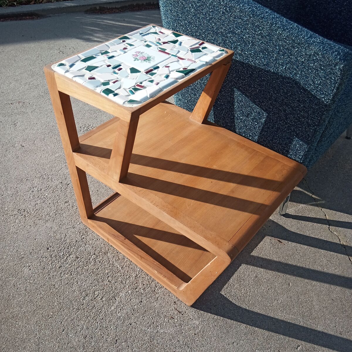 Mid Century Drexel 'Precedent' side table by Edward Wormley