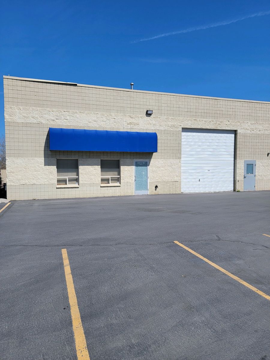 Prime Industrial/Flex Space in Bluffdale for Lease – Available April 2026, 3,000 sqft