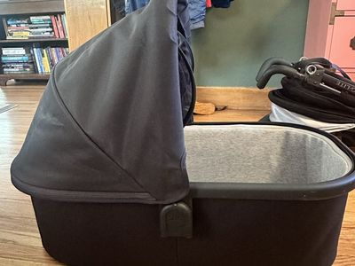 Uppababy Bassinet v2