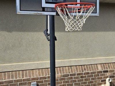 Lifetime Full Size Basketball Hoop