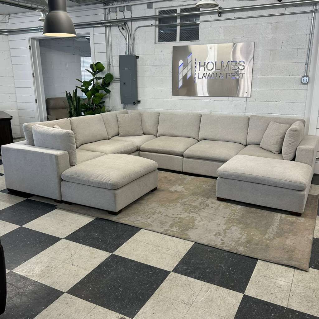 LIKE NEW!! COSTCO THOMASVILLE LOWELL FABRIC 8-PIECE MODULAR SECTIONAL W/ OTTOMAN!!