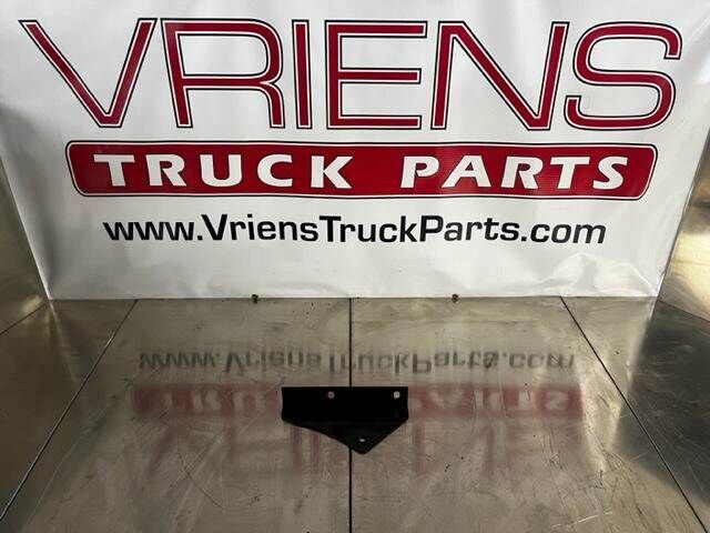 Kenworth T600 Right Bracket