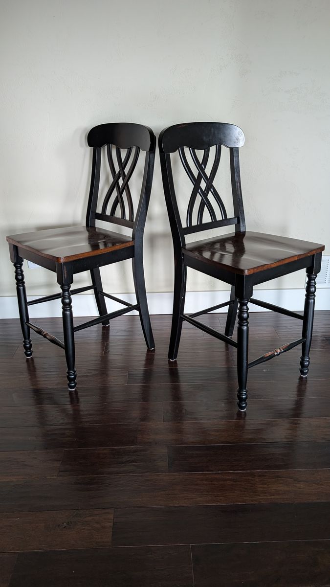 Mackenzie Counter-height Chairs (set of 2)