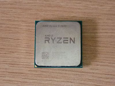 AMD Ryzen 5 2600 Processor (3.9GHz, 6 Cores, AM4)