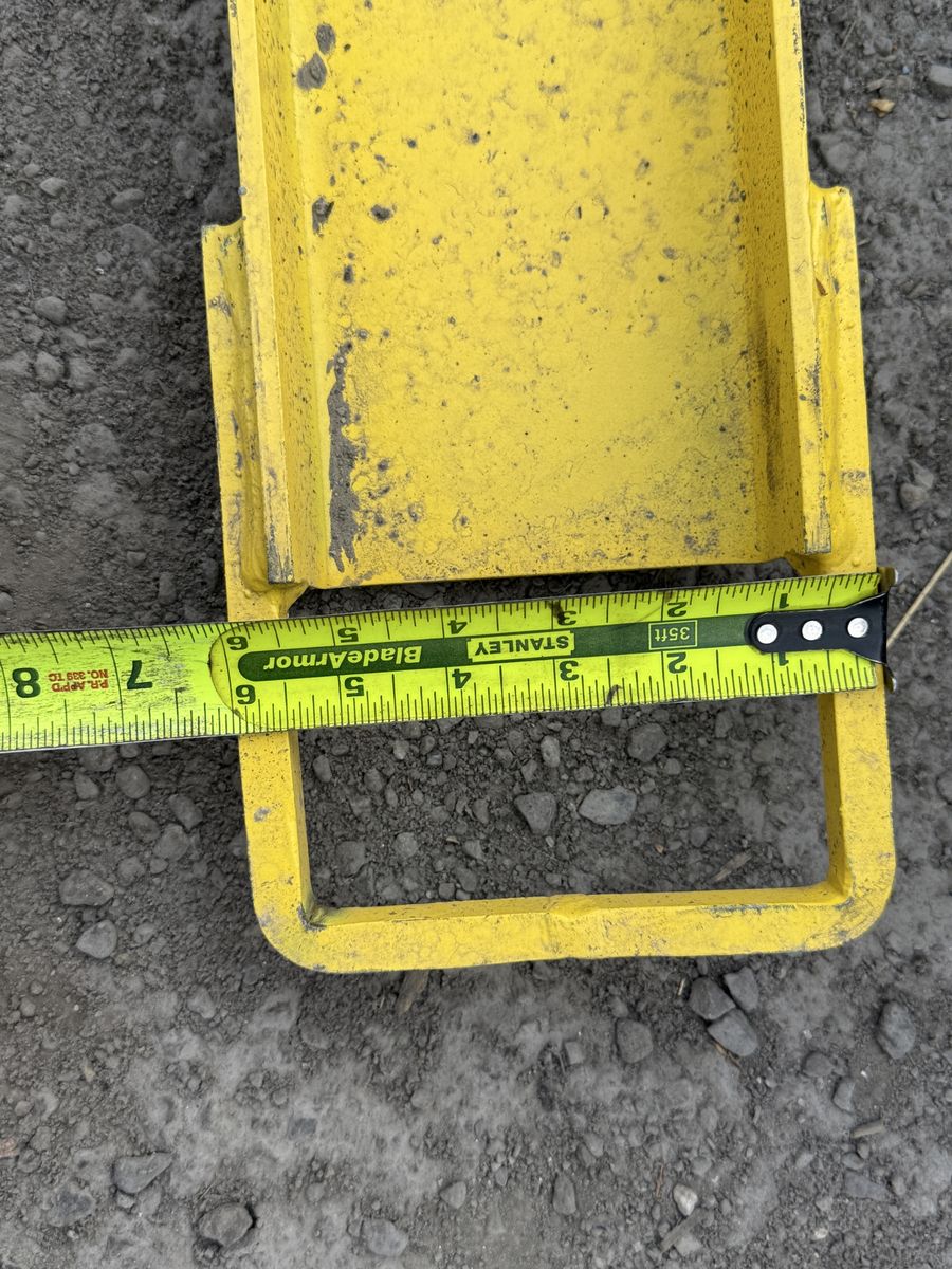 Main image 6