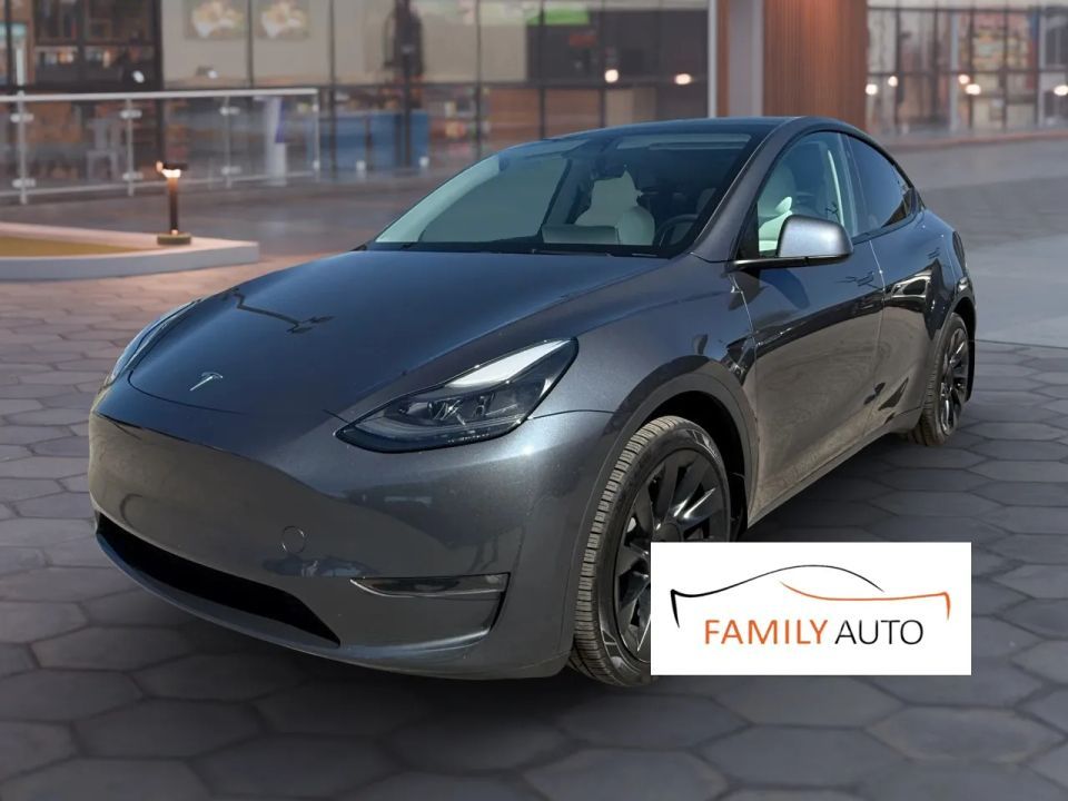 2023 Tesla Model Y Long Range