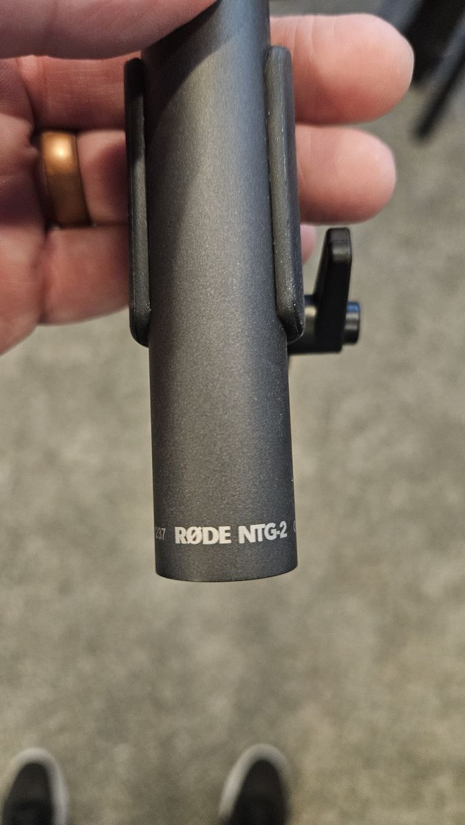 Røde NTG-2 Shotgun Microphone – Complete Kit