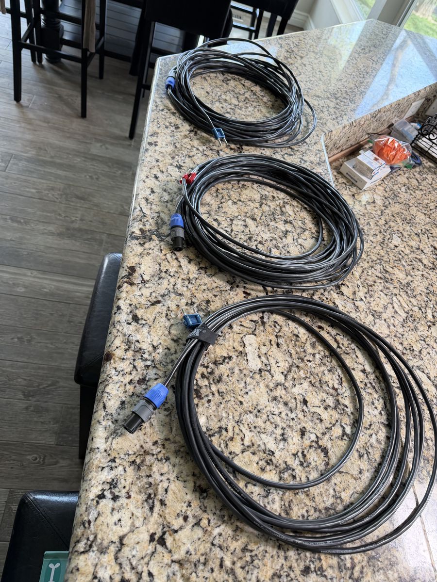 3 Neutrik to Banana plug Speaker Cables