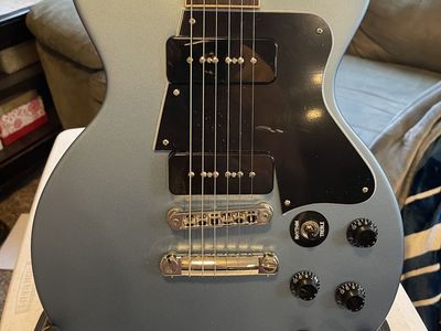Gibson Les Paul Electric Guitar