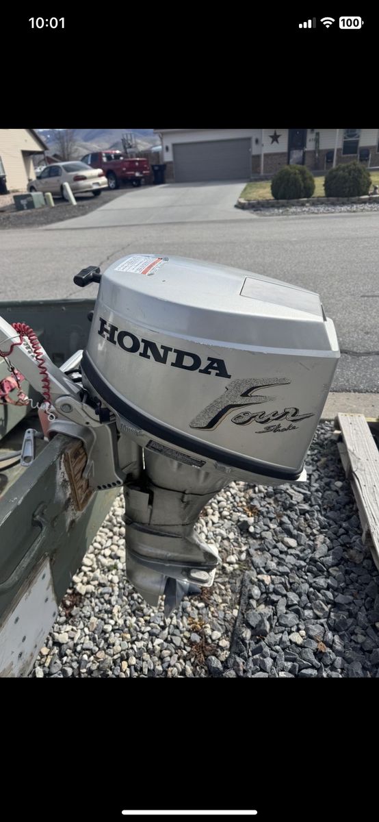 2006 Honda Outboard 8 HP